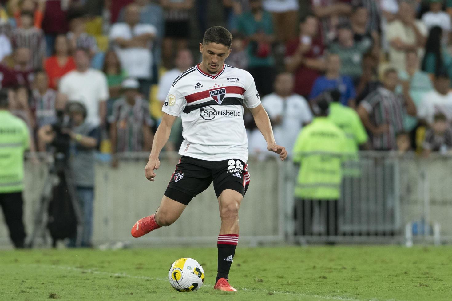 rio, brasile, novembre 02, 2022, pablo maia giocatore nel incontro fra fluminese vs sao paulo di 36 ° il giro di brasiliano campionato, un' serie nel maracana stadio foto