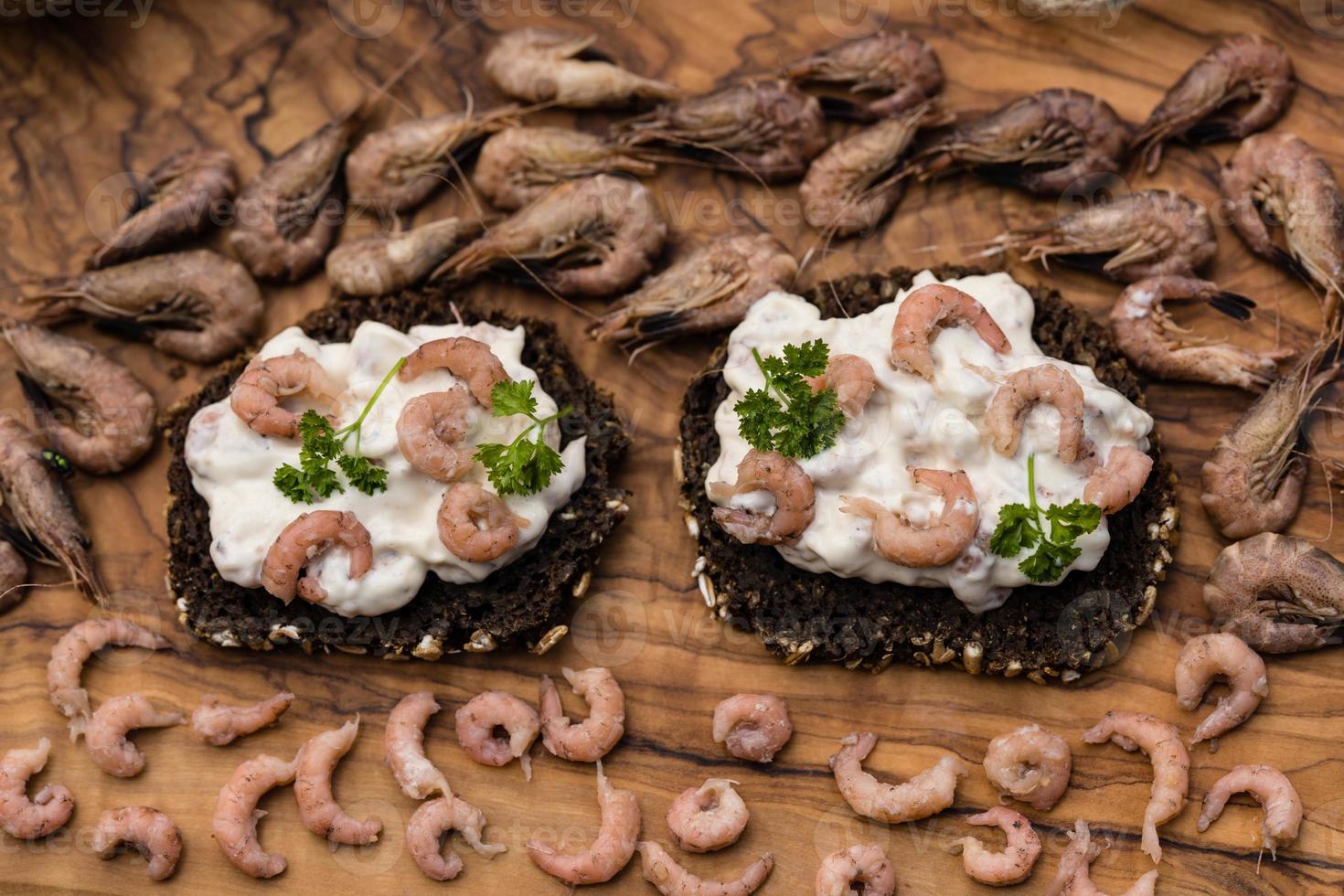 insalata con granchi freschi del mare del nord foto