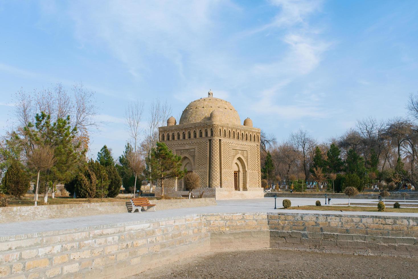 Buchara, Uzbekistan. dicembre 2021. mausoleo di il samanidi su un' soleggiato giorno nel inverno foto