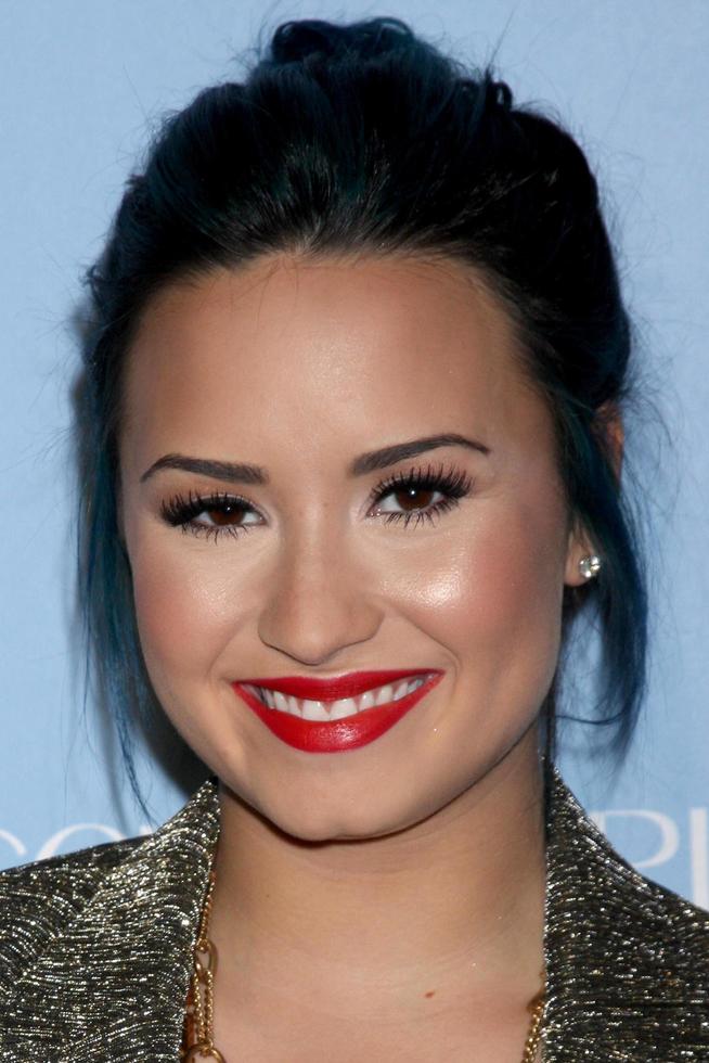 los angeles, nov 4 - demi lovato a il 2013 X fattore superiore 12 festa a sls Hotel su novembre 4, 2013 nel beverly colline, circa foto