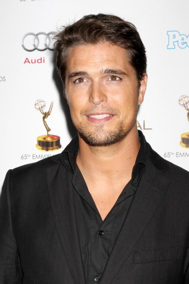 los angeles, sep 20 - diogo morgado a il emmy interpreti candidato ricezione a Pacifico design centro su settembre 20, 2013 nel ovest hollywood, circa foto