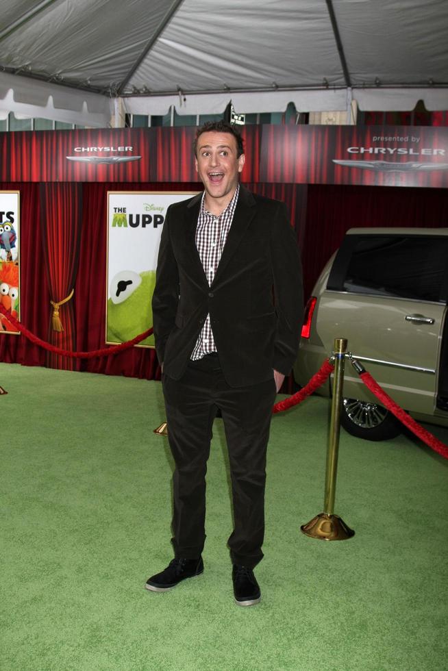 los angeles, nov 12 - jason segel arriva a il muppet mondo prima a EL capitano Teatro su novembre 12, 2011 nel los angeles, circa foto