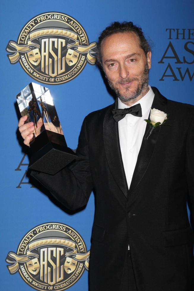 los angeles, feb 14 - emanuele Lubezki a il 2016 americano società di cineasti premi a il secolo plaza Hotel su febbraio 14, 2016 nel secolo città, circa foto