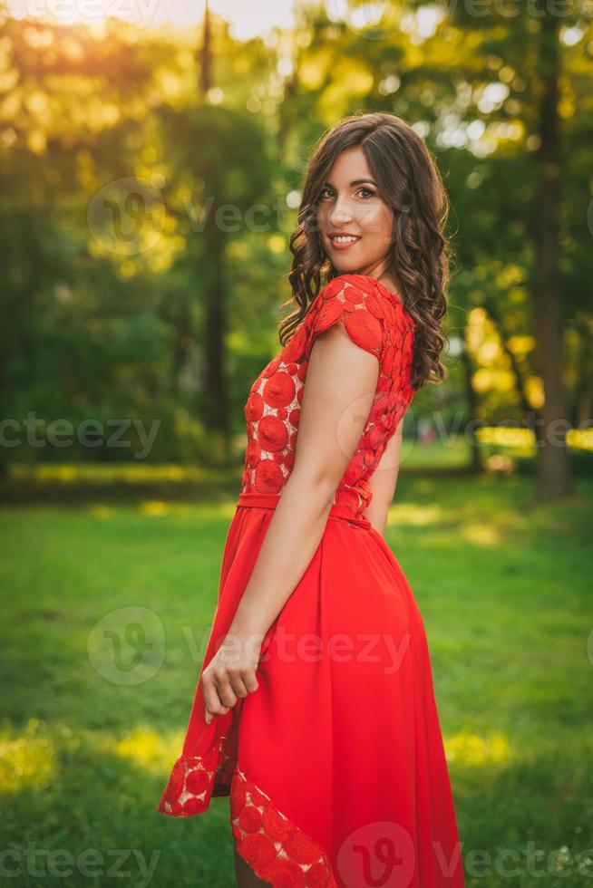 rosso vestito Visualizza foto