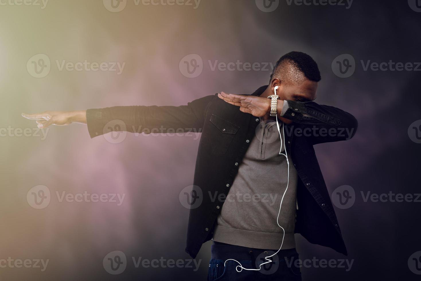 africano uomo danza foto