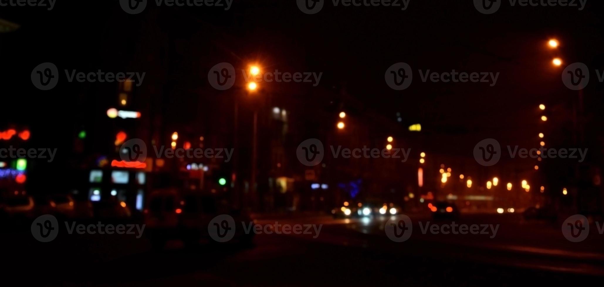 sfocato paesaggio di notte città foto