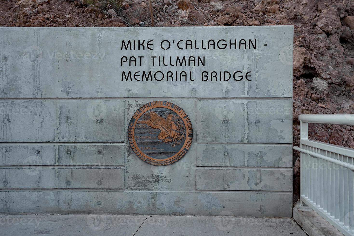 Mike o'callaghan - colpetto contadino memoriale ponte testo su parete foto