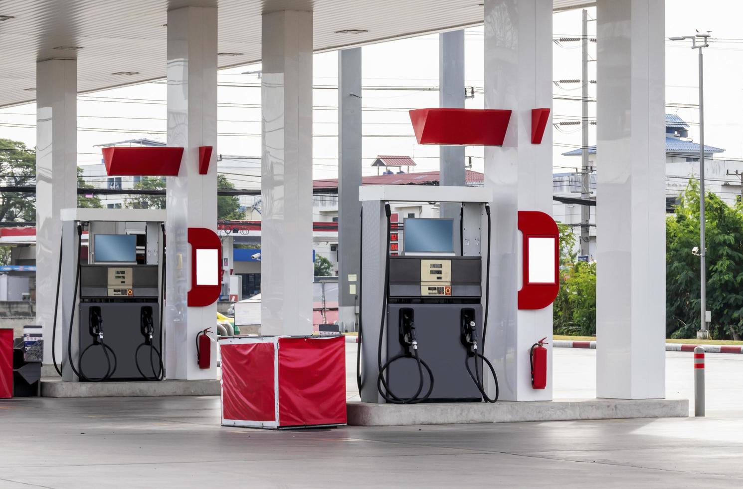 carburante distributori nel gas stazione foto