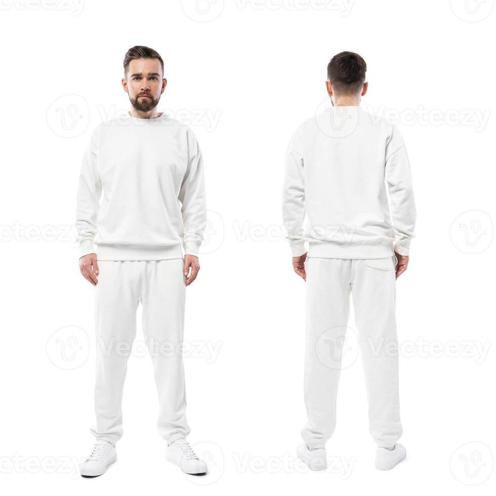 bello uomo indossare vuoto bianca Abiti su bianca sfondo foto