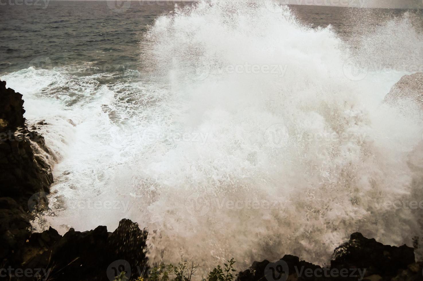 enorme mare onde foto