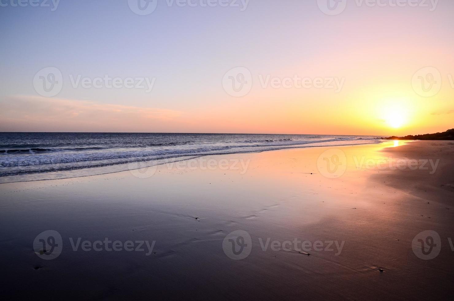 tramonto sull'oceano foto