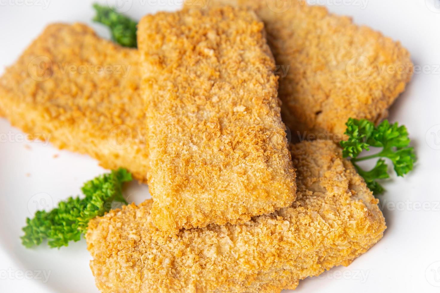 pesce bastoni in profondità fritte frutti di mare delizioso merenda salutare pasto cibo merenda su il tavolo copia spazio cibo sfondo foto