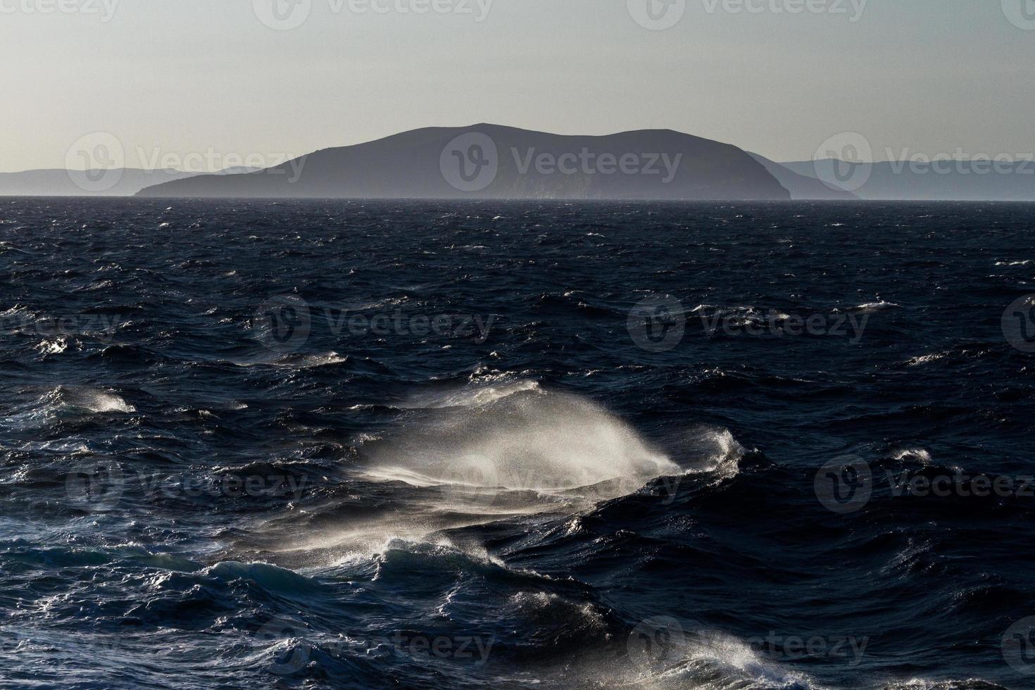 onde nel il mediterraneo mare foto