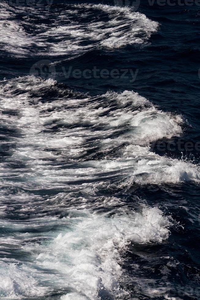 onde nel il mediterraneo mare foto