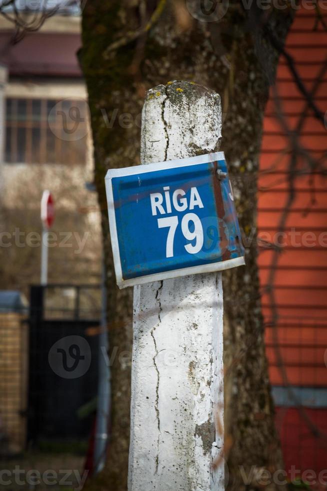 un' piccolo cittadina nel Lettonia foto