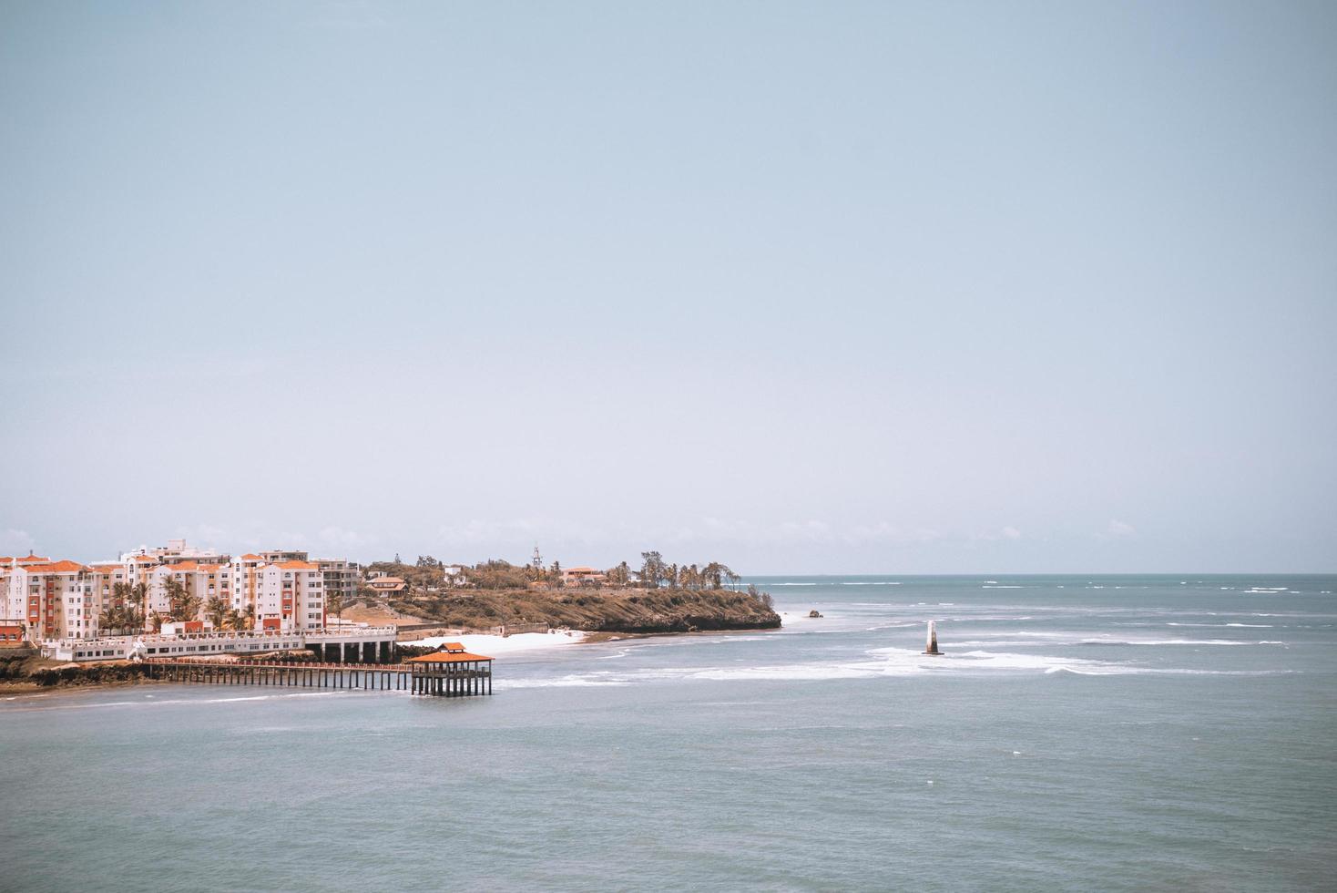 la città di kampala vicino al mare foto