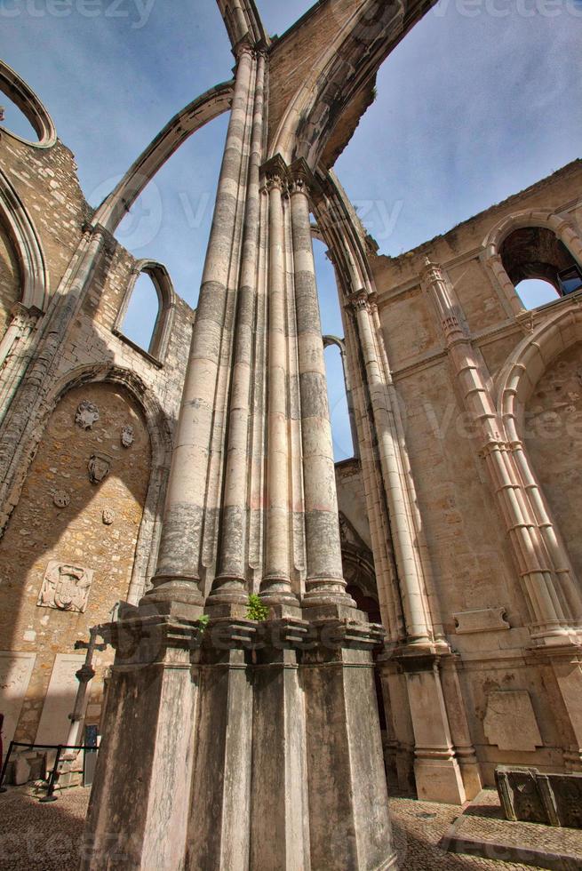 carmo convento nel Lisbona foto