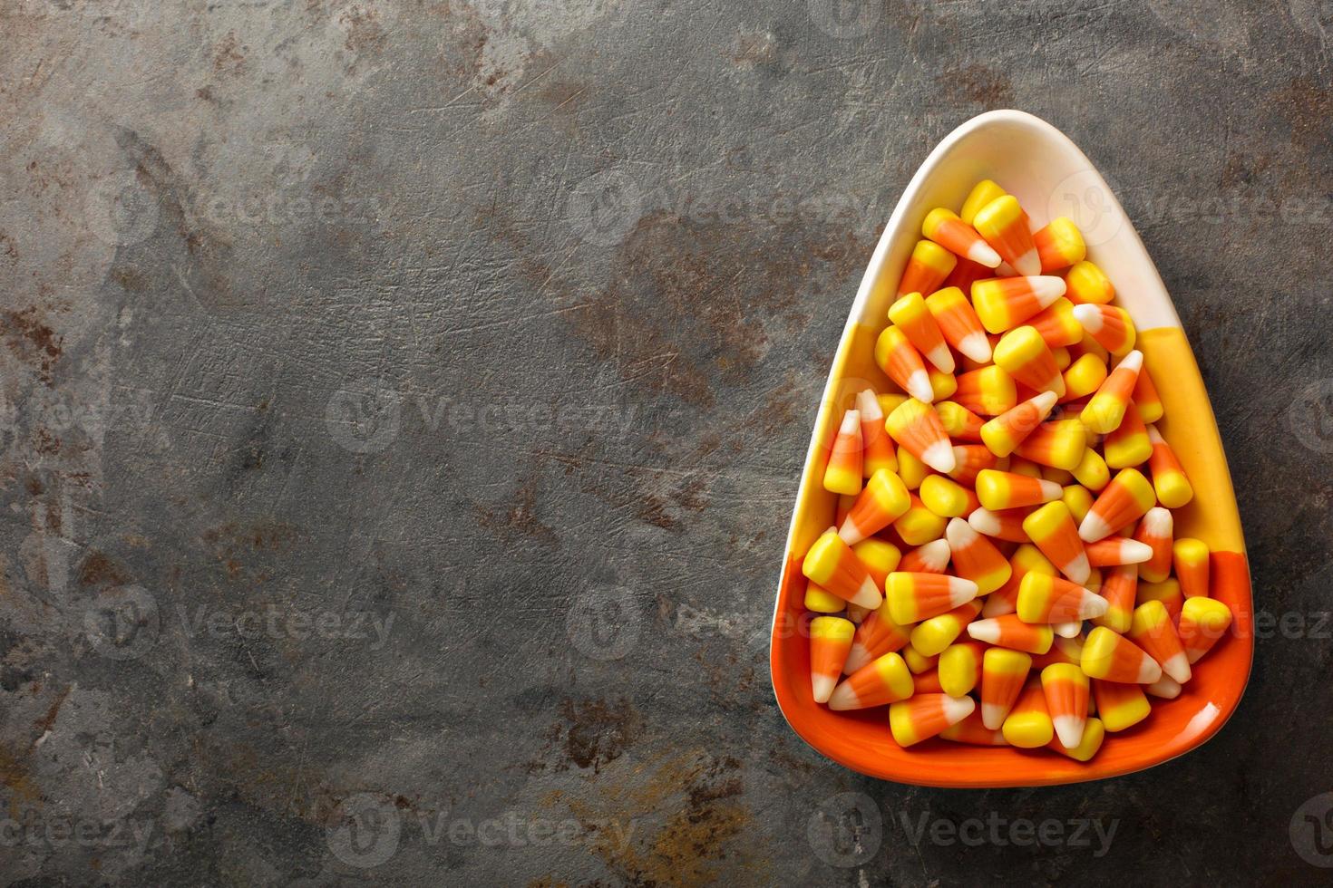 caramella Mais nel un' ciotola Halloween sfondo foto