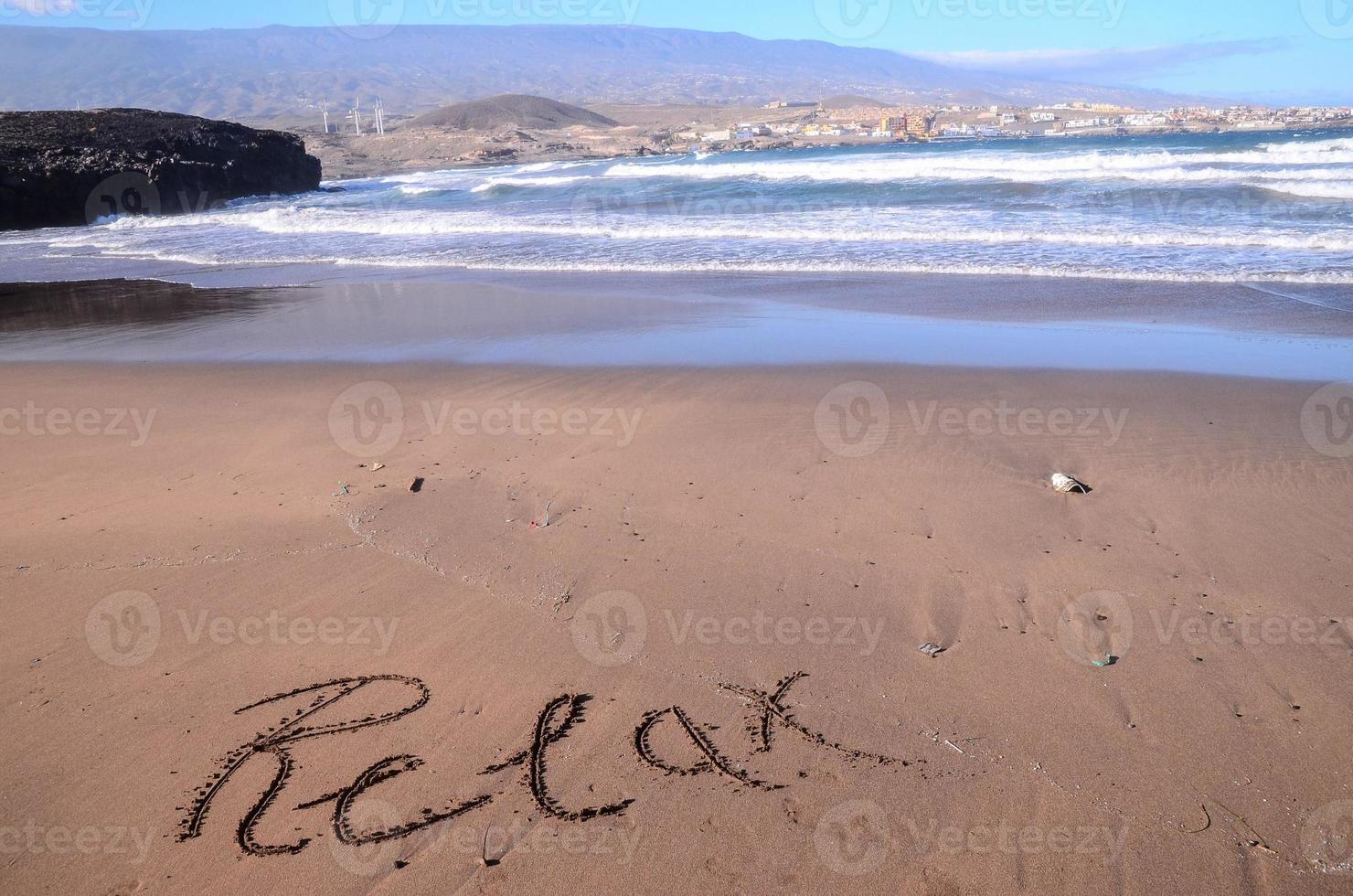 abbandonato sabbioso spiaggia foto