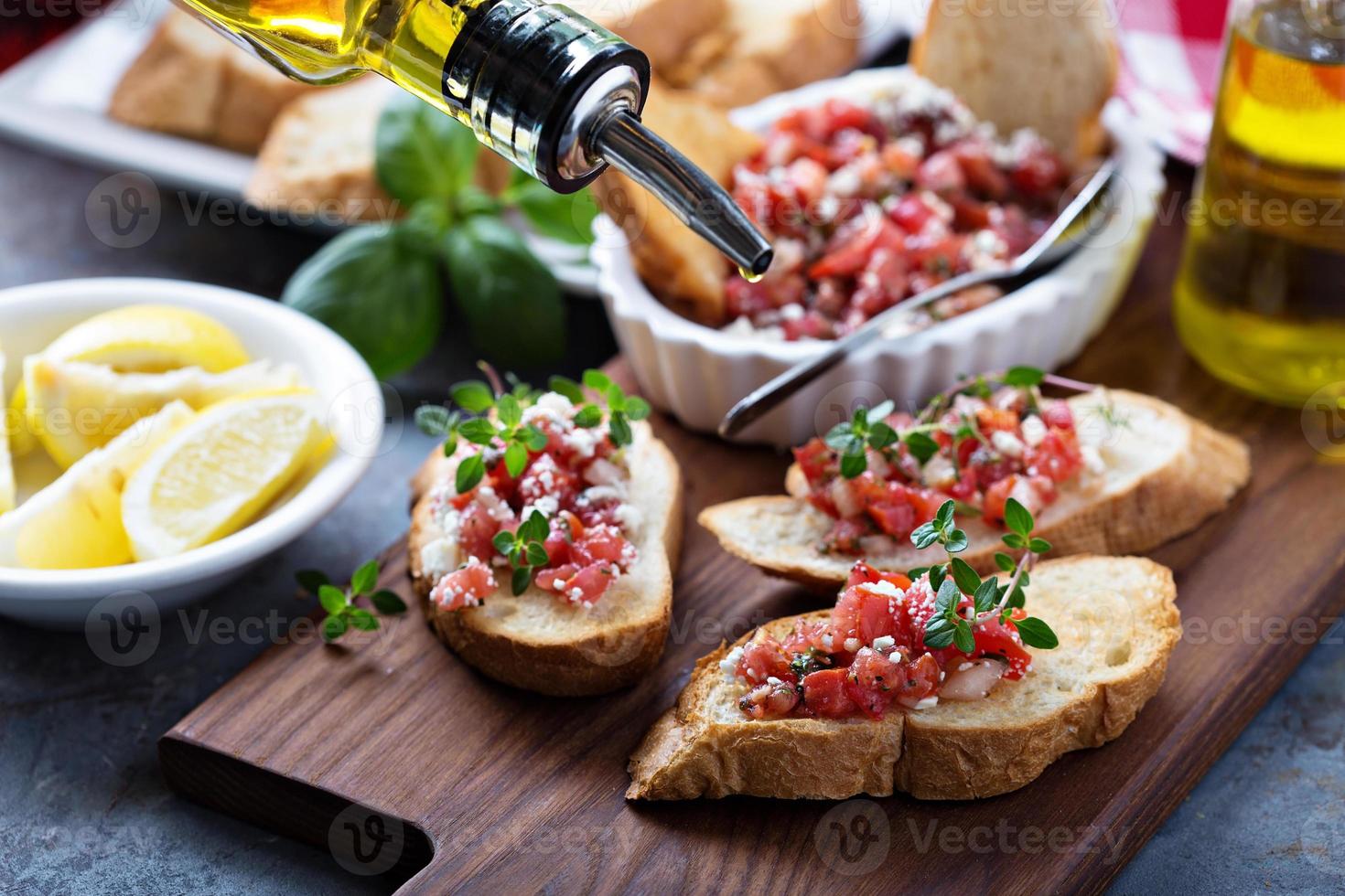 arrostito pomodori Bruschetta con timo foto