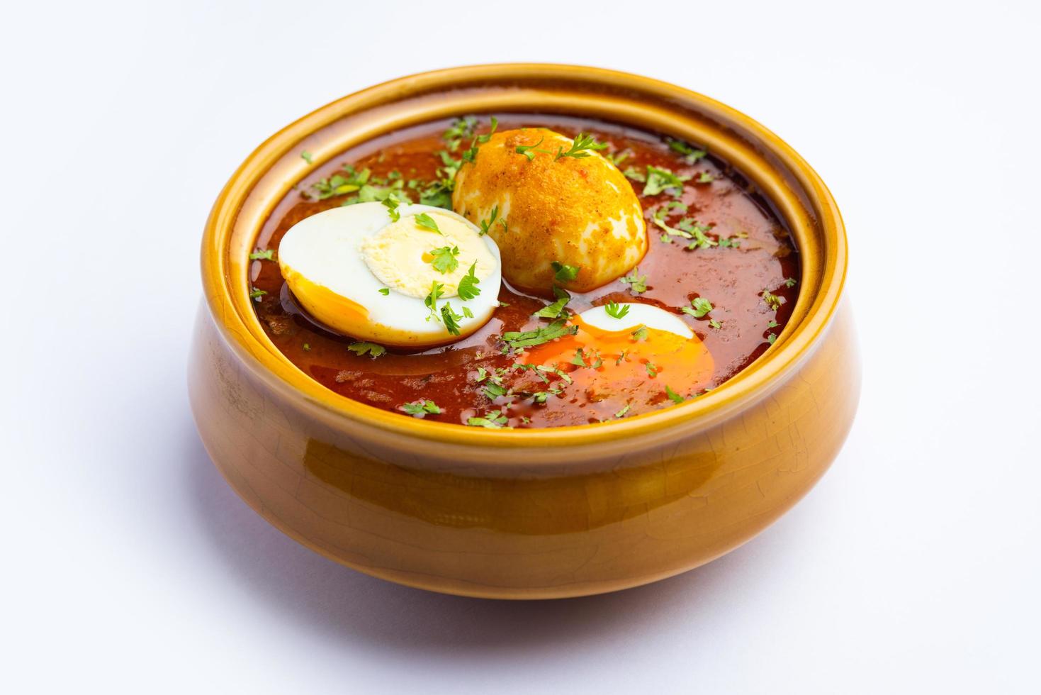 anda masala o uovo curry è popolare indiano speziato cibo foto