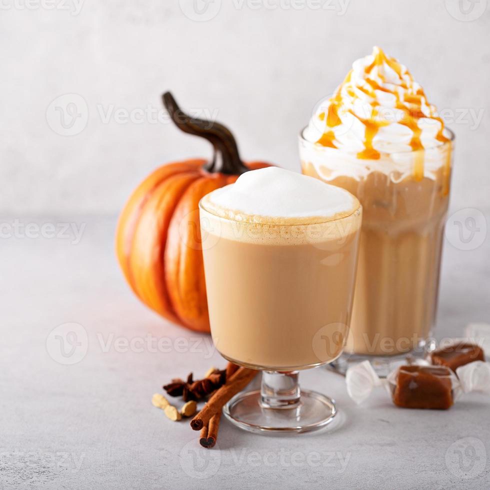 latte speziato di zucca foto