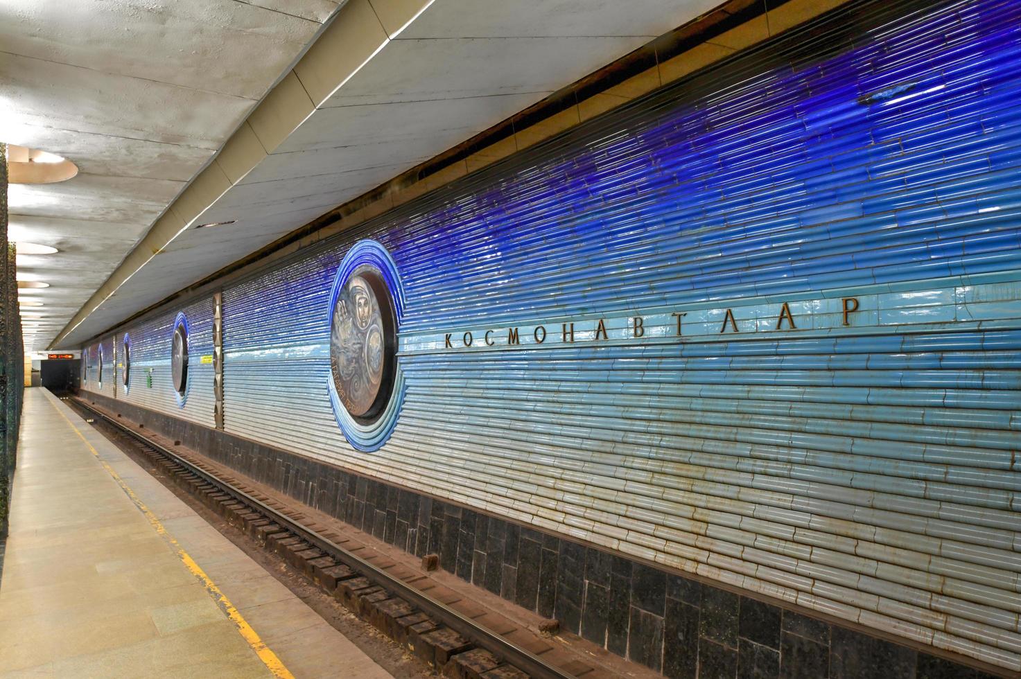 Tashkent, Uzbekistan - luglio 8, 2019 - kosmonavtlar la metropolitana stazione, un' a tema del programma spaziale stazione di il compito la metropolitana su ozbekiston linea nel Tashkent, Uzbekistan. foto