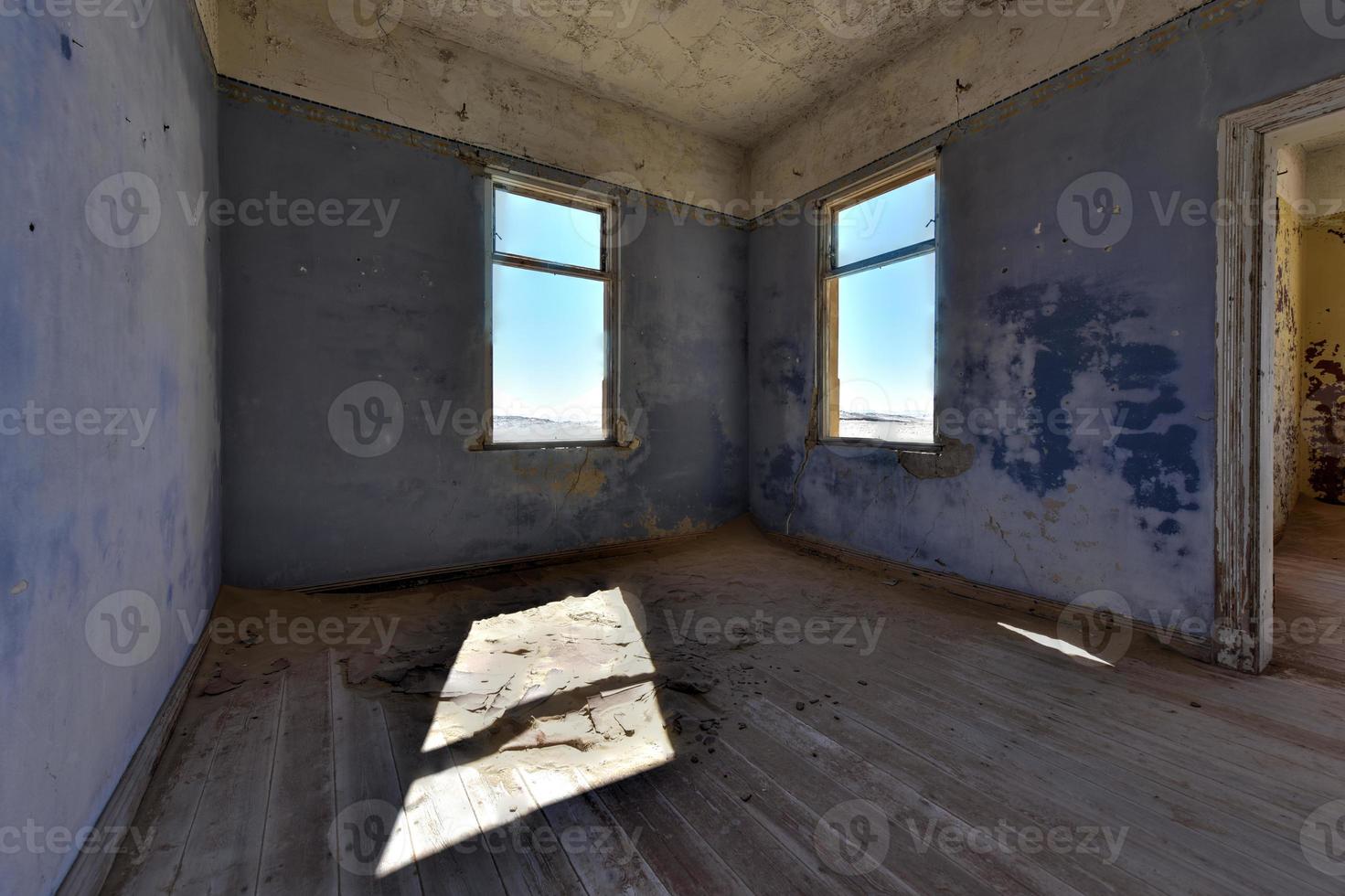 fantasma cittadina kolmanskop, namibia foto