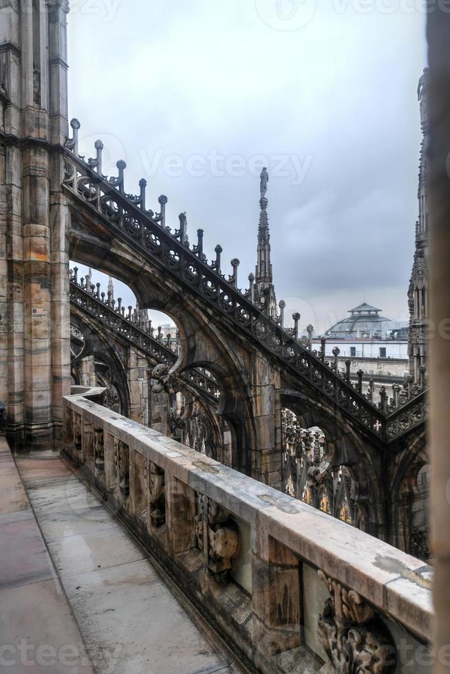 Milano Cattedrale, duomo di milano, uno di il maggiore chiese nel il mondo, su piazza duomo piazza nel il Milano città centro nel Italia. foto