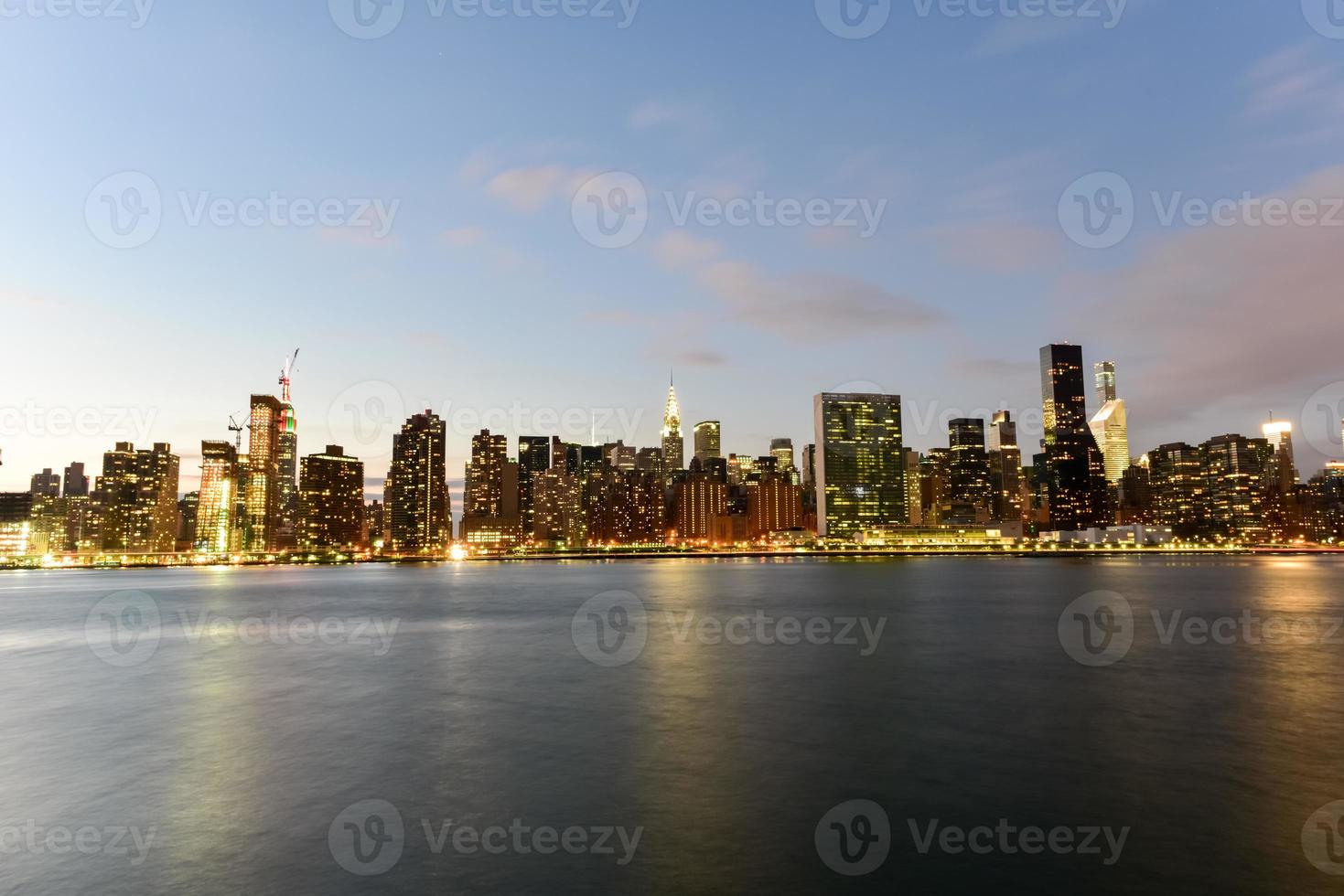 nuovo York città orizzonte Visualizza a partire dal cavalletto parco, lungo isola città, regine. foto