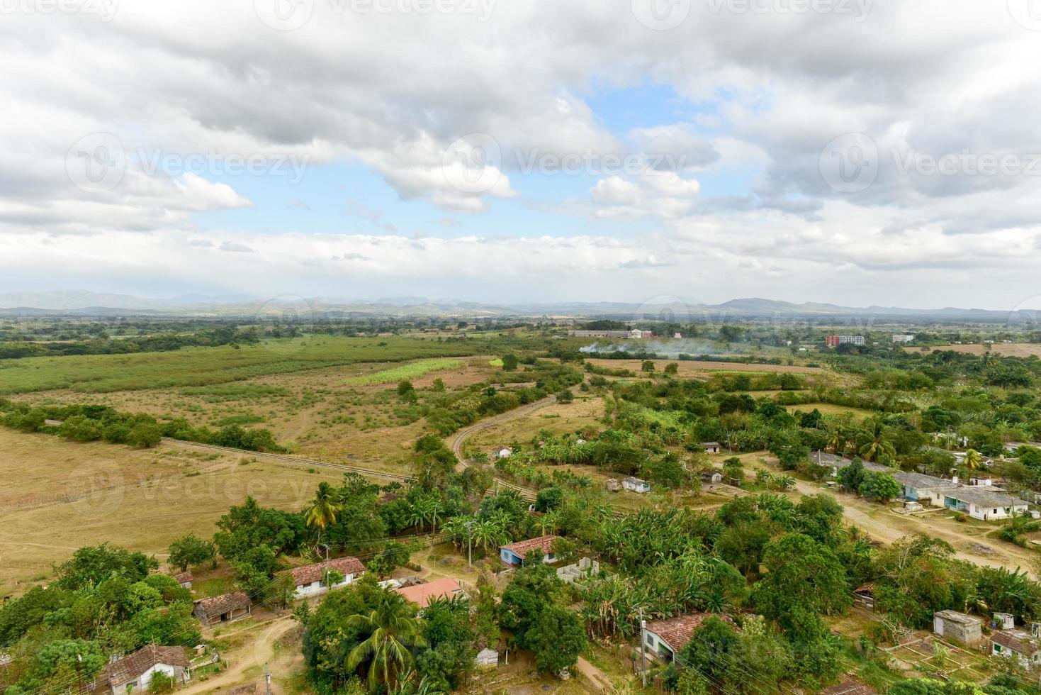 panorama di manaca iznaga nel il Valle de los genio, Trinità, Cuba foto