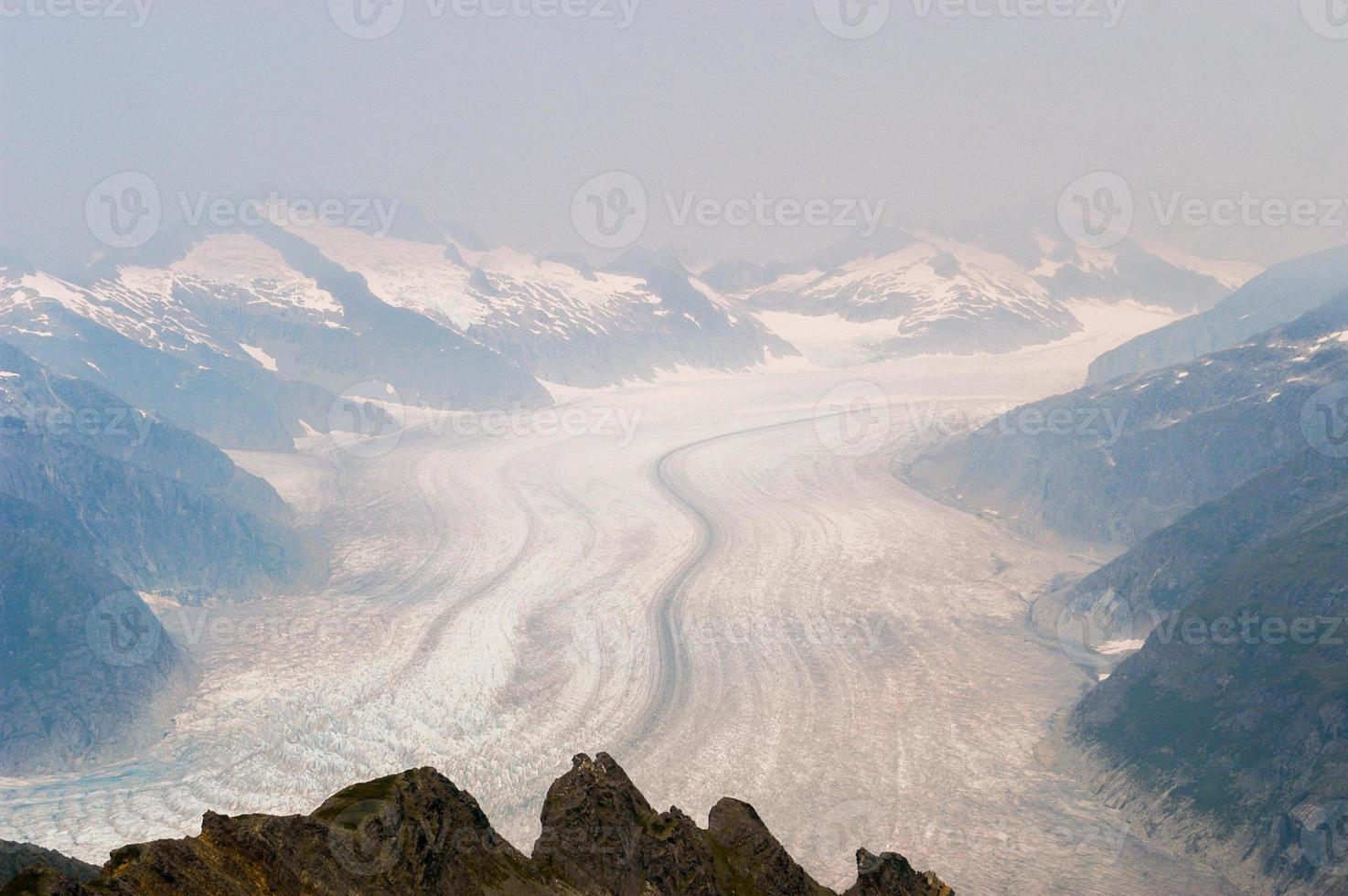 hubbard ghiacciaio collocato nel orientale alaska e parte di yukon, Canada, e di nome dopo giardiniere hubbard. foto