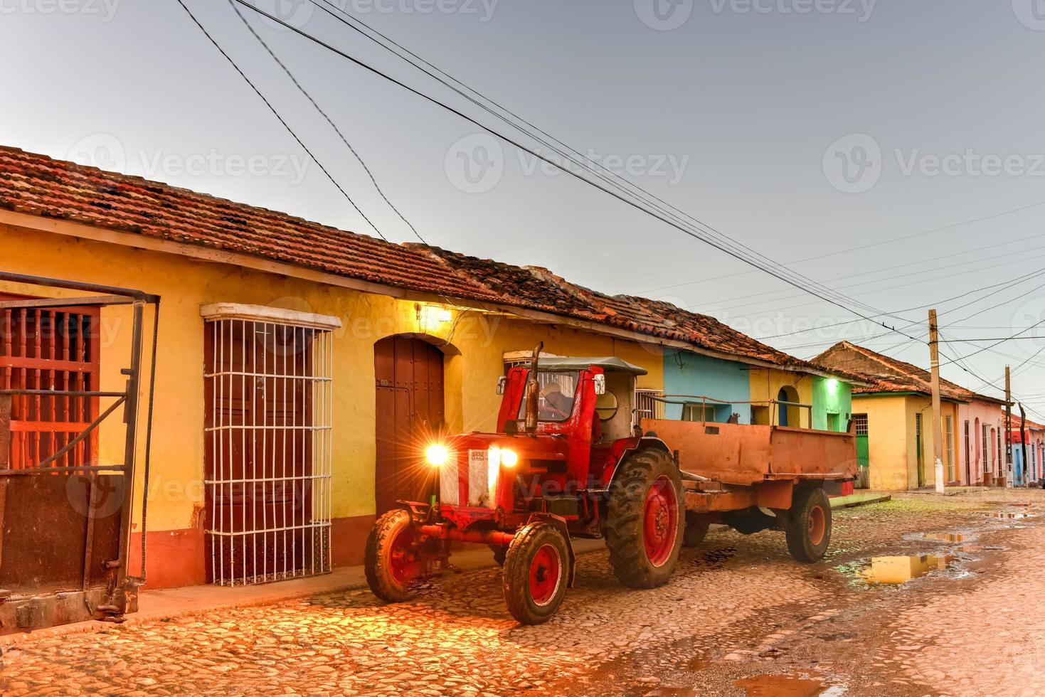 colorato tradizionale case nel il coloniale cittadina di trinidad nel Cuba, un' unesco mondo eredità luogo. foto