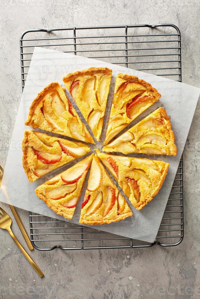 Mela crema pasticciera torta o crostata foto