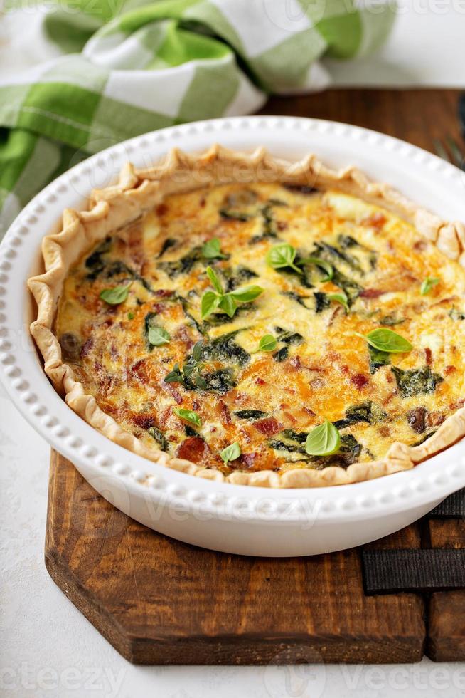 fatti in casa quiche con Bacon e spinaci foto