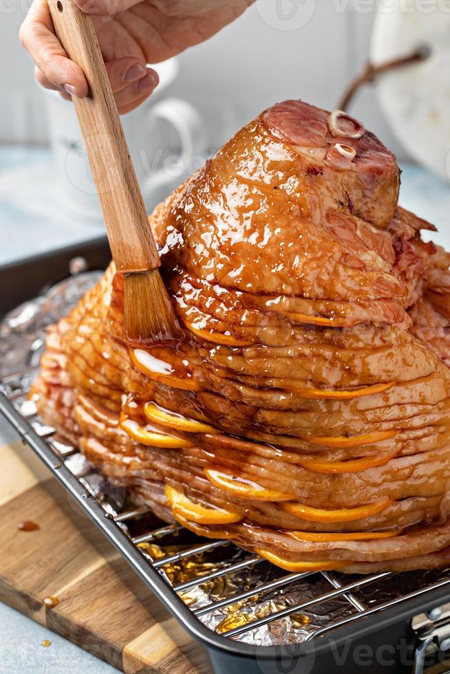 fabbricazione Pasqua o Natale prosciutto con miele arancia Smalto foto