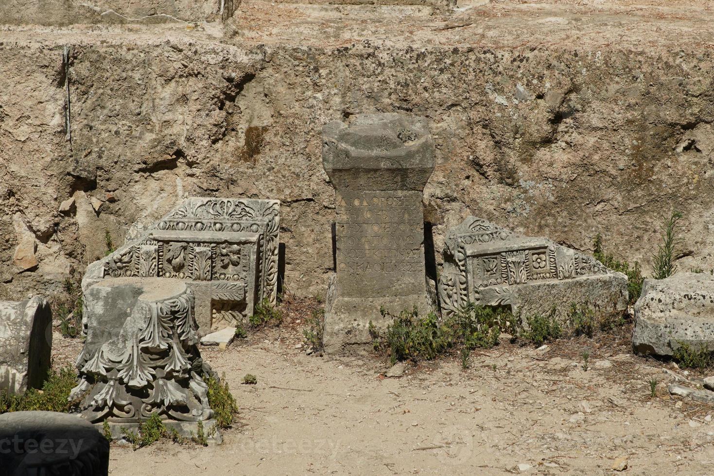 artefatti nel perge antico città nel antalya, turkiye foto