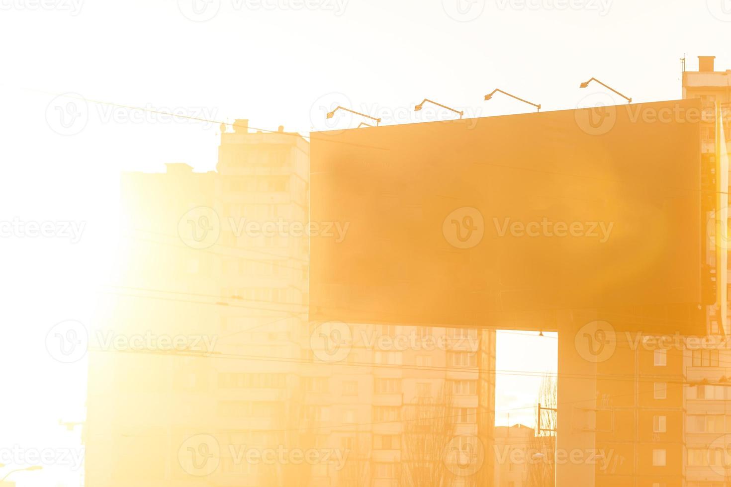 tabellone tela finto su nel città sfondo bellissimo luce del sole foto