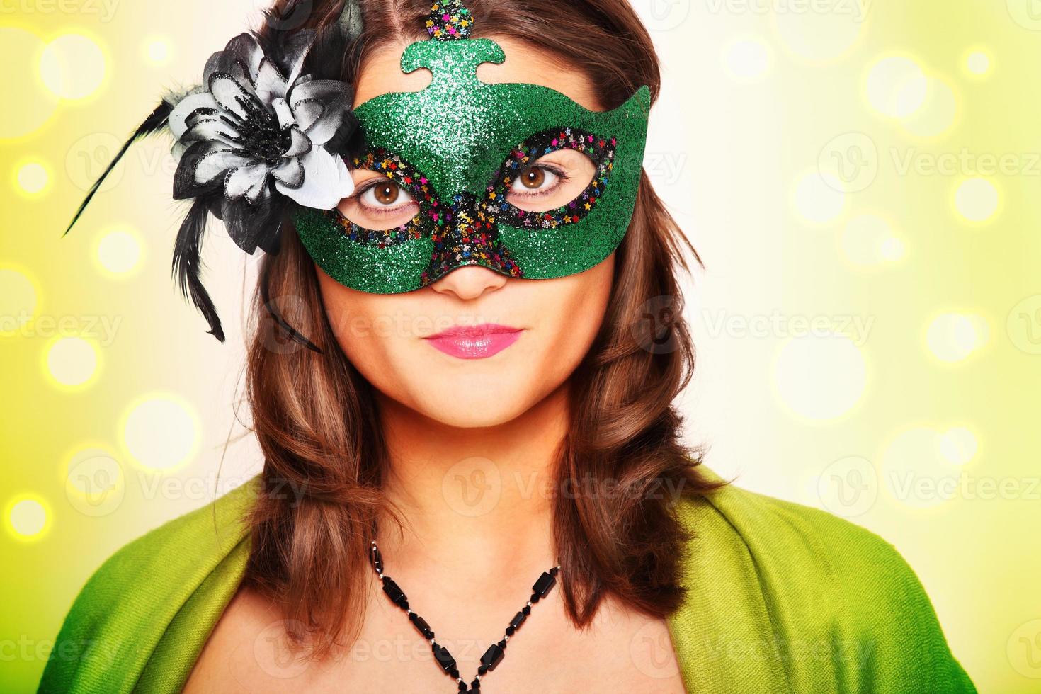 donna con carnevale maschera foto