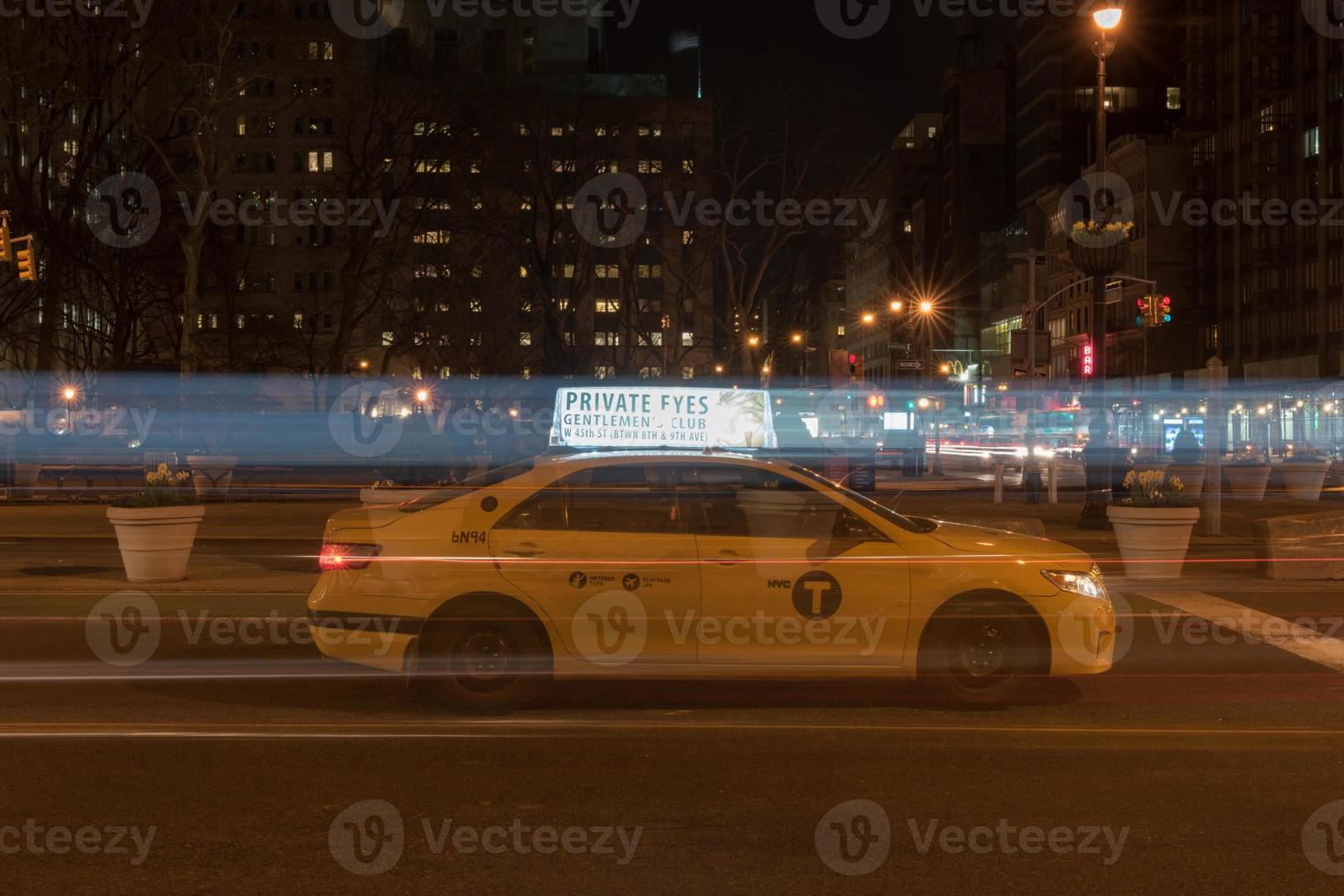 nuovo York città Taxi a notte foto