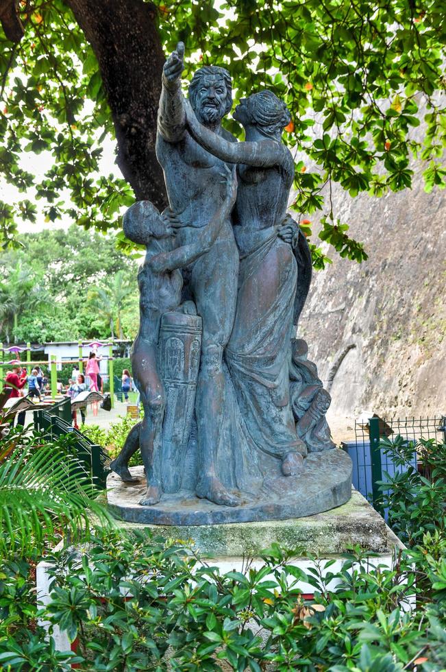 statue di il plaza di il eredità di il americhe nel san Giovanni, puerto stecca, 2022 foto