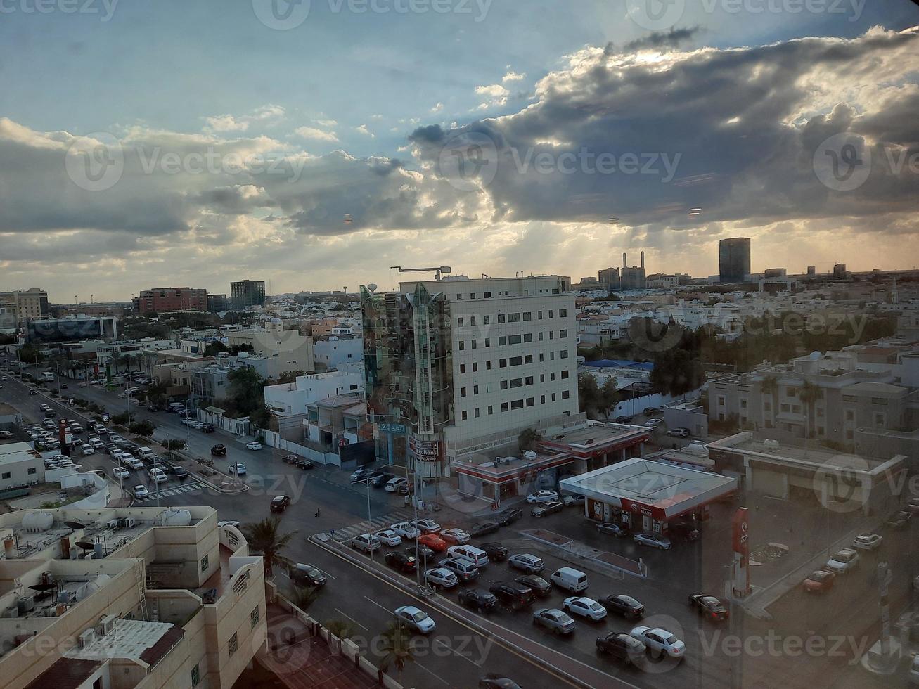 bellissimo giorno orizzonte di jeddah città, il secondo maggiore città nel Arabia arabia. foto