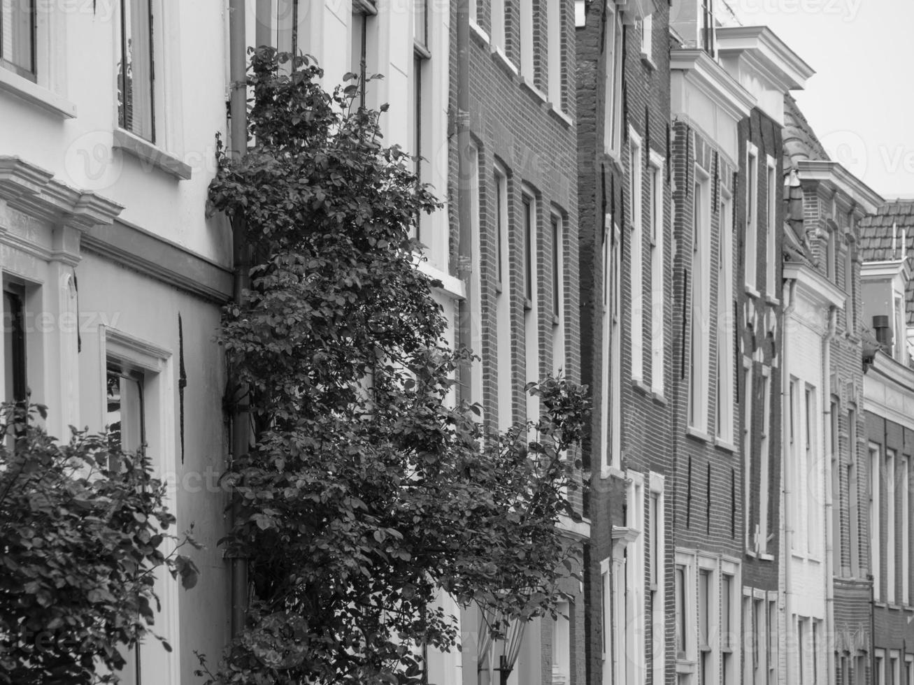 il città di Leiden nel il Olanda foto