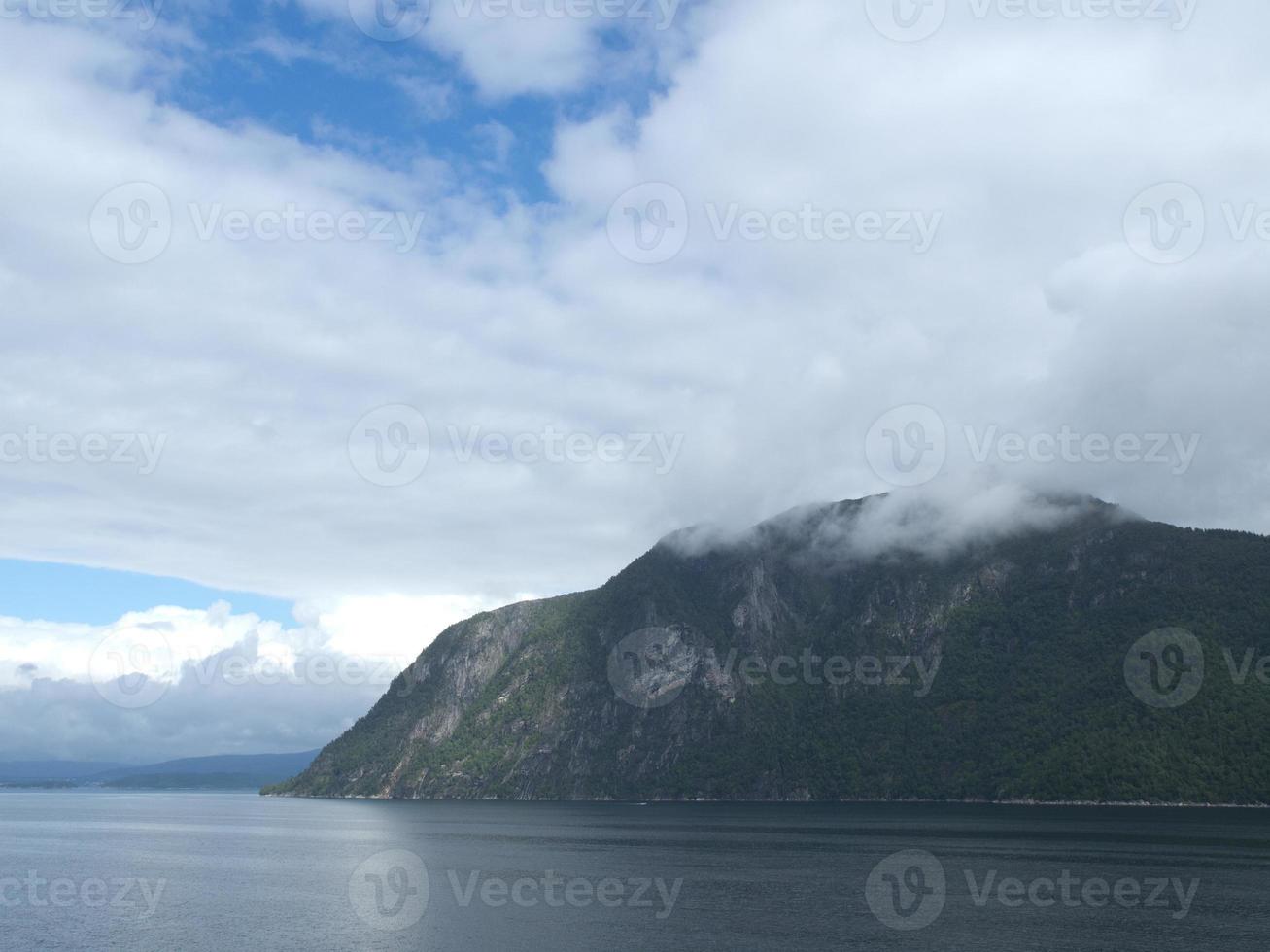 crociera nel il norvegese fiordi foto