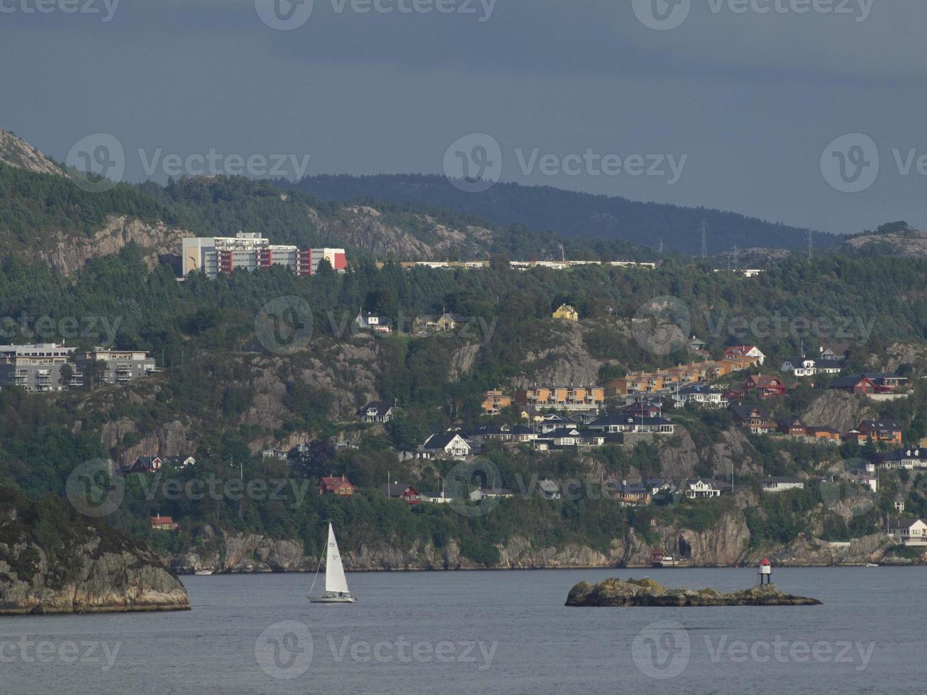 il città di Bergen e il fiordi di Norvegia foto