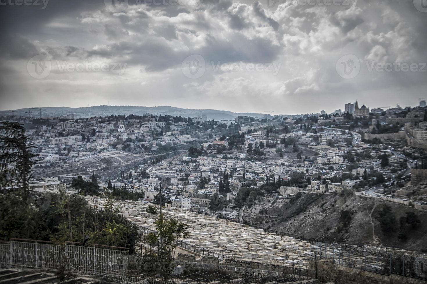 Gerusalemme, Israele un' panoramico Visualizza di il vecchio città a partire dal il montare di olive foto