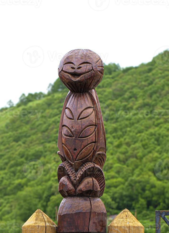 di legno idolo statua di corjak su kamchatka penisola foto