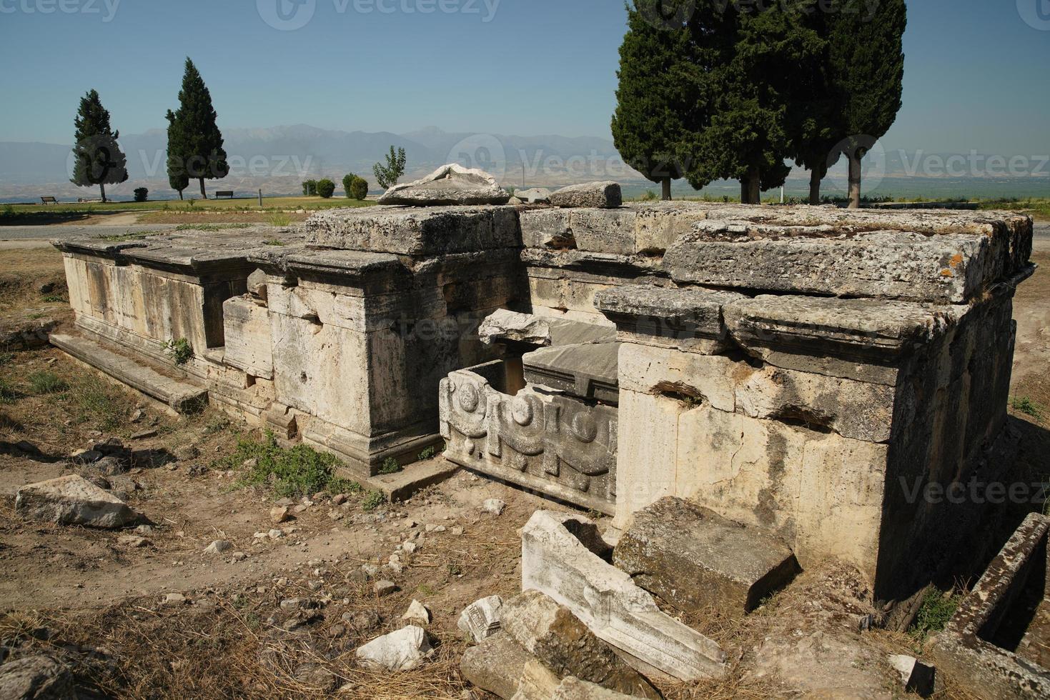 tomba a hierapolis antico città, pamukkale, denizli, turkiye foto