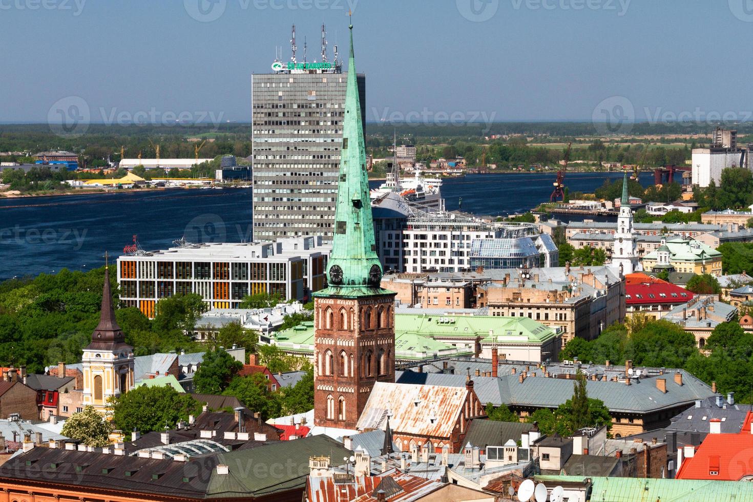 riga a partire dal sopra nel il estate foto