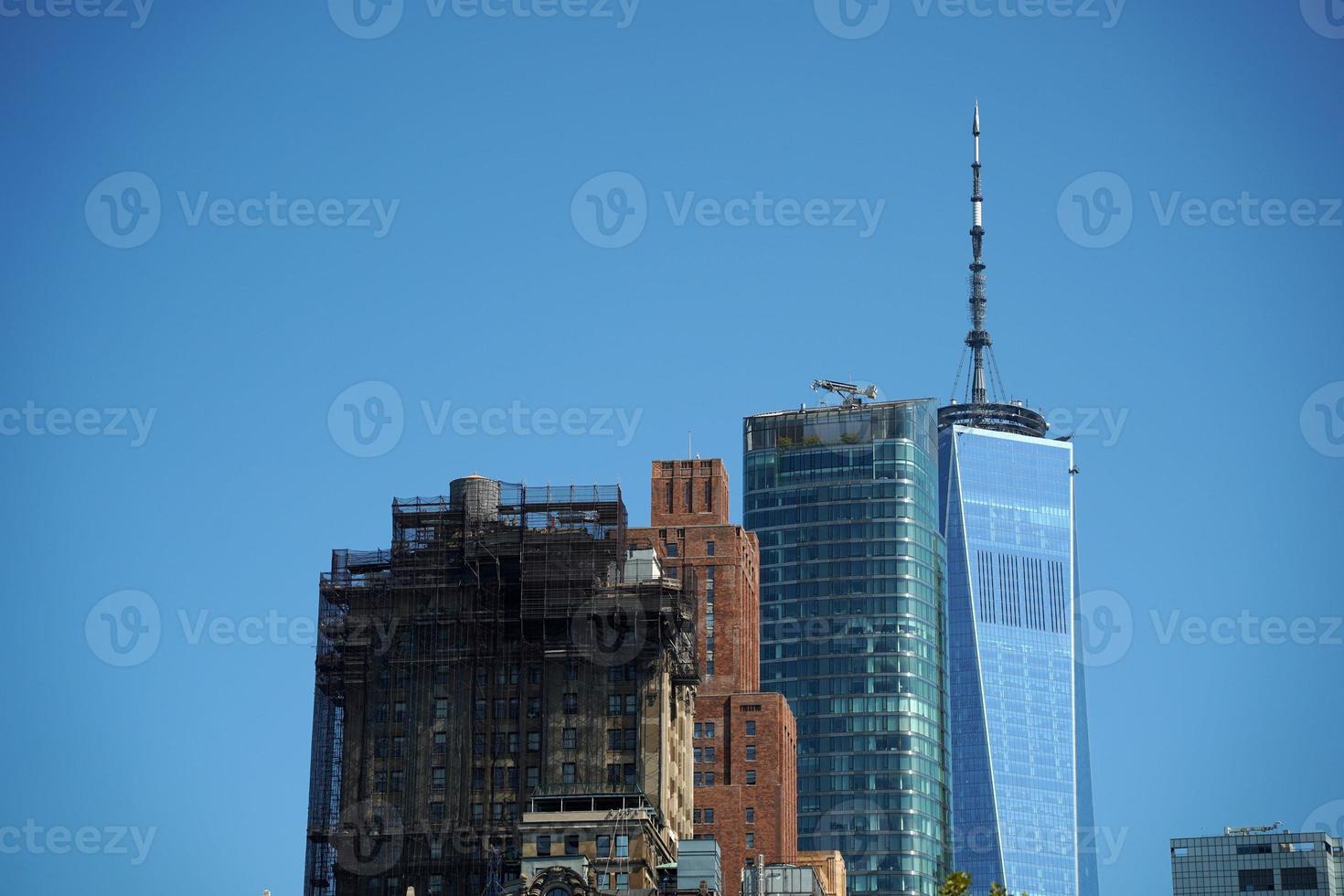 dettaglio di grattacieli di nuovo York Visualizza paesaggio urbano a partire dal hudson fiume libertà isola foto